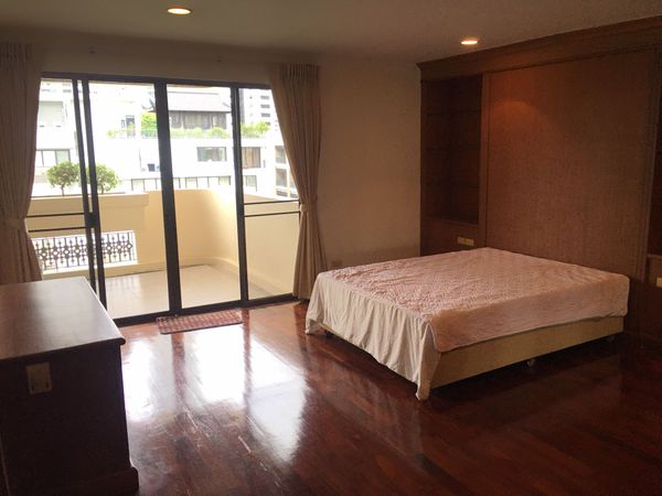 Picture of 4 bed Penthouse in Wewon Mansion Khlong Tan Nuea Sub District P11064