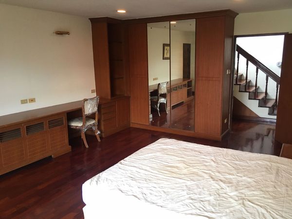 Picture of 4 bed Penthouse in Wewon Mansion Khlong Tan Nuea Sub District P11064