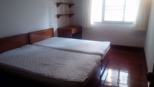 Picture of 3 bed Condo in Crystal Ville Court Khlong Toei Nuea Sub District C11383