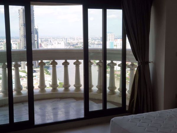 Picture of 1 bed Condo in State Tower Silom Sub District C11384