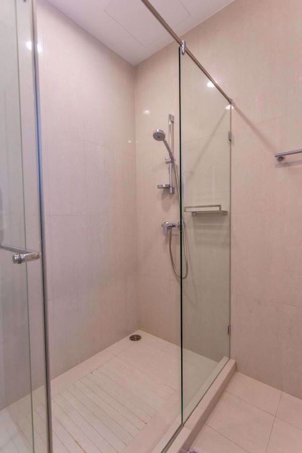 Picture of 2 bed Condo in Q Langsuan Lumphini Sub District C11389