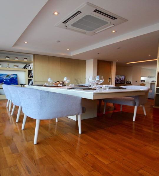 รูปภาพ 2 bed Condo in Raya Serviced Apartment Khlong Toei Nuea Sub District C11378