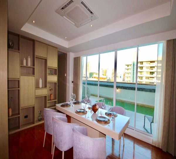 รูปภาพ 2 bed Condo in Raya Serviced Apartment Khlong Toei Nuea Sub District C11378