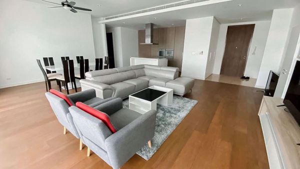 Picture of 3 bed Condo in 185 Rajadamri Lumphini Sub District C11398