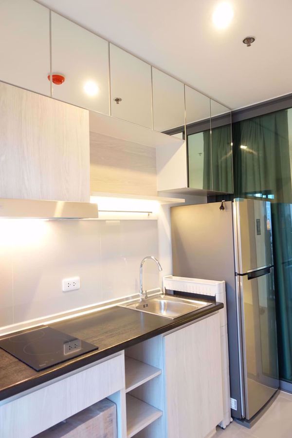 Picture of 1 bed Condo in Aspire Sathorn - Ratchaphruek Bangwa Sub District C11420