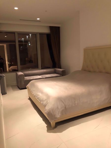 Picture of 1 bed Condo in 185 Rajadamri Lumphini Sub District C11424