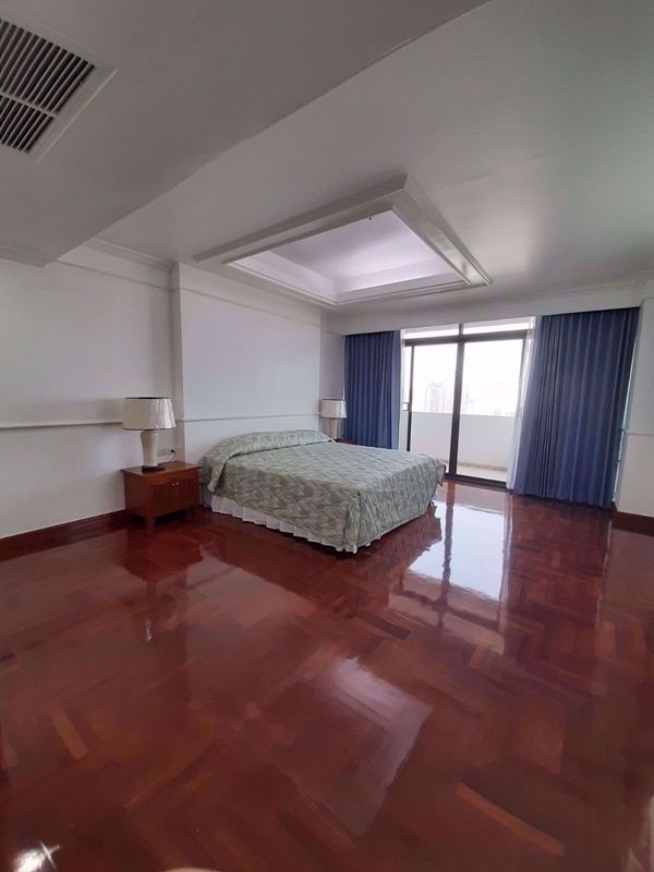 Picture of 3 bed Condo in Ruamsuk Khlongtan Sub District C11433