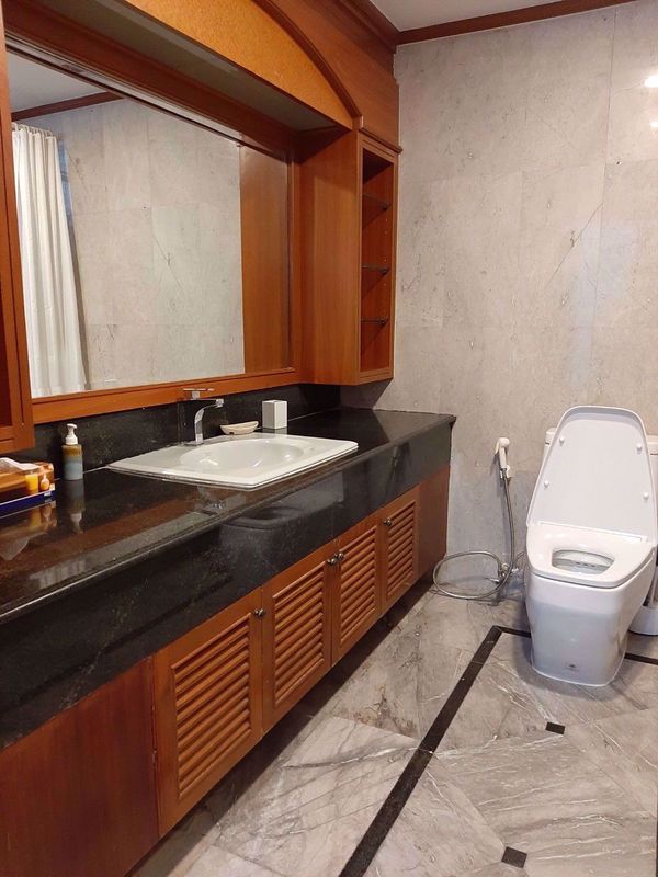 Picture of 3 bed Condo in Ruamsuk Khlongtan Sub District C11433