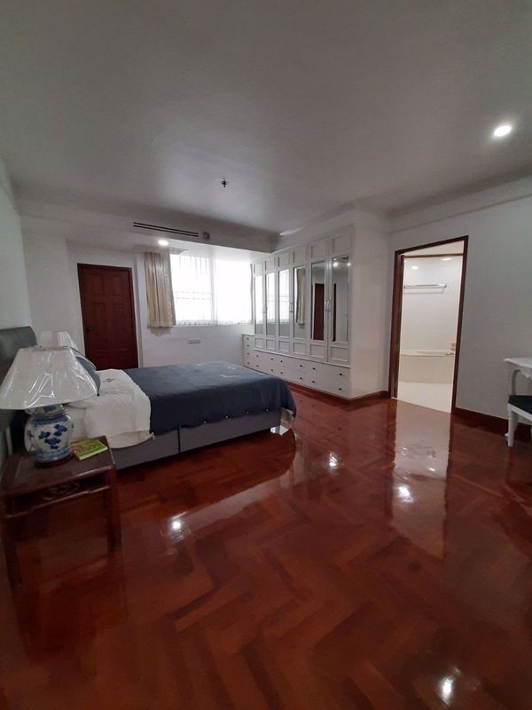 Picture of 3 bed Condo in Ruamsuk Khlongtan Sub District C11433