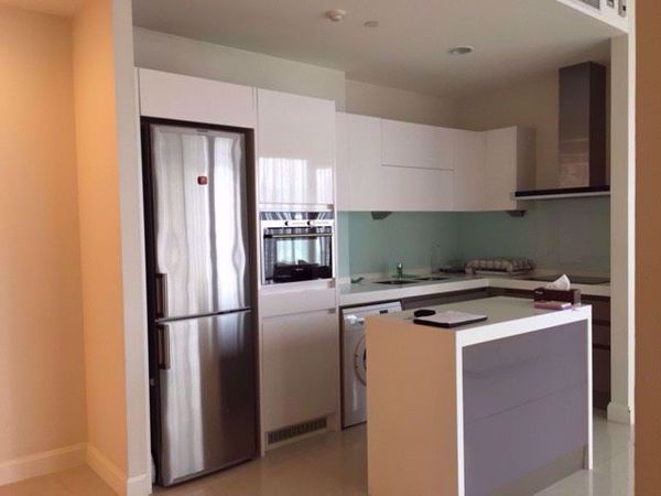 รูปภาพ 2 bed Condo in Q Langsuan Lumphini Sub District C11441