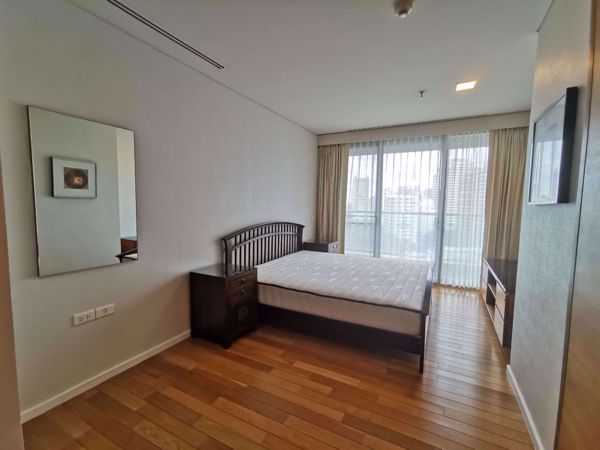 Picture of 2 bed Condo in The Lakes Khlongtoei Sub District C11446