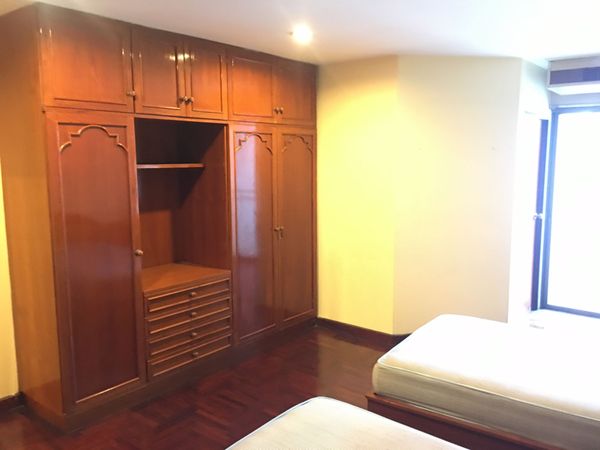 รูปภาพ 3 ห้องนอน Condo ในโครงการ Sobna Court Sukhumvit 59 Khlong Tan Nuea Sub District C11490