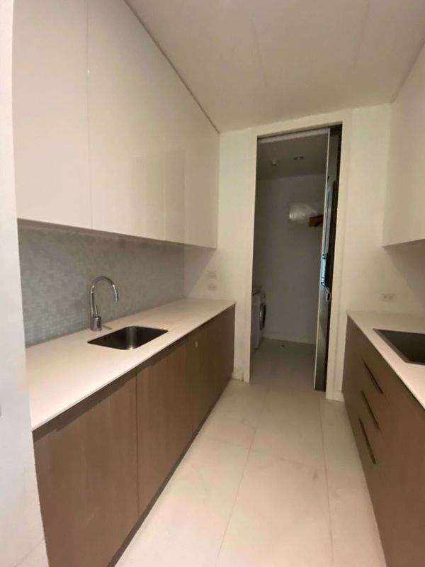 Picture of 2 bed Condo in 185 Rajadamri Lumphini Sub District C11493