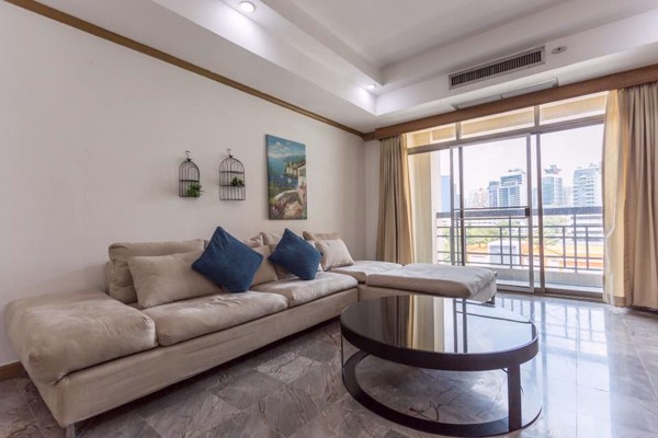 Picture of 4 bed Condo in Royal Castle Khlong Tan Nuea Sub District C11506