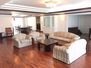 รูปภาพ 3 bed Condo in Jaspal Residence 2 Khlong Toei Nuea Sub District C11533