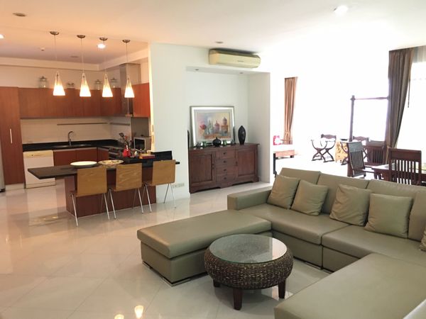 รูปภาพ 4 bed Condo in The Verandah Khlong Toei Nuea Sub District C11536