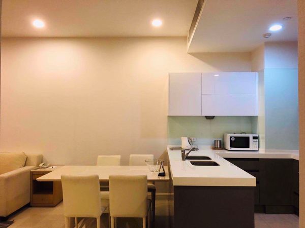 รูปภาพ 2 bed Condo in Q Langsuan Lumphini Sub District C11538