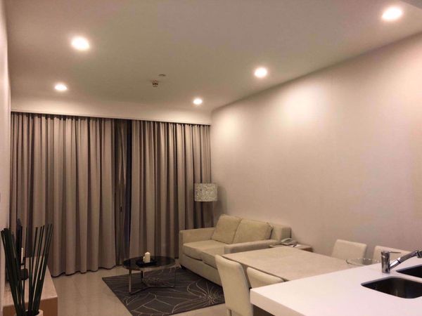 รูปภาพ 2 bed Condo in Q Langsuan Lumphini Sub District C11538