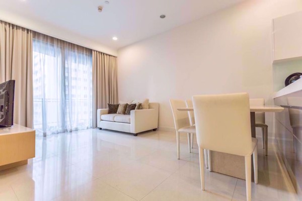 รูปภาพ 2 bed Condo in Q Langsuan Lumphini Sub District C11570