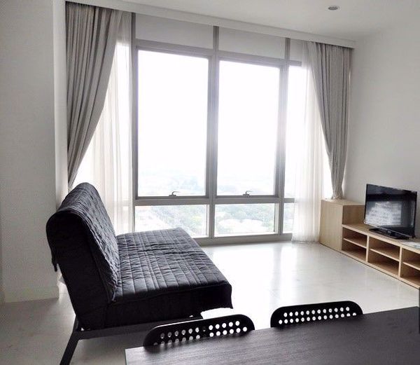 Picture of 1 bed Condo in 185 Rajadamri Lumphini Sub District C11582