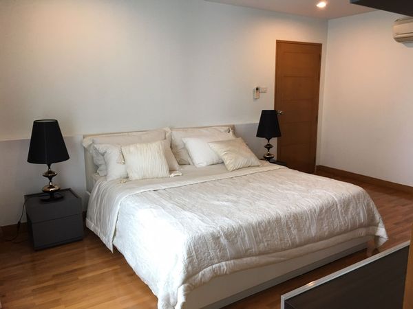 Picture of 2 bed Condo in Queen's Park View Khlongtan Sub District C11589