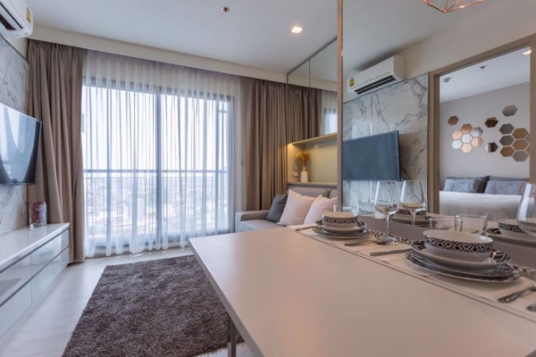 รูปภาพ 1 bed Condo in Rhythm Sukhumvit 36-38 Phra Khanong Sub District C004108