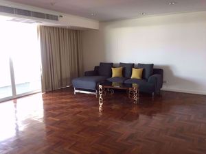 รูปภาพ 3 bed Condo in SanguanSap Mansion Yan Nawa Sub District C11604