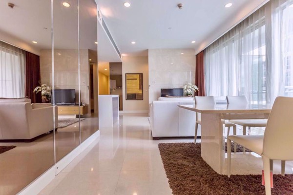 รูปภาพ 2 bed Condo in Q Langsuan Lumphini Sub District C11640