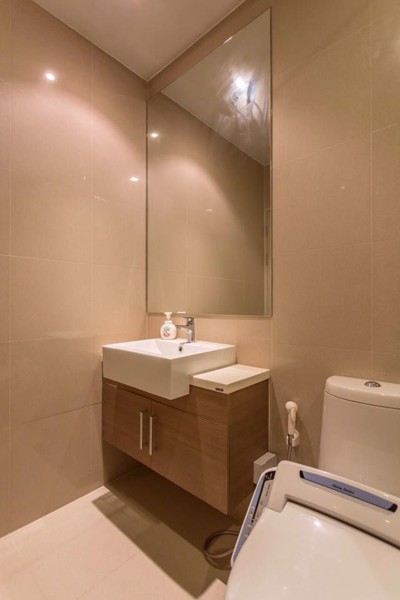 Picture of 1 bed Condo in Noble Refine Khlongtan Sub District C06446