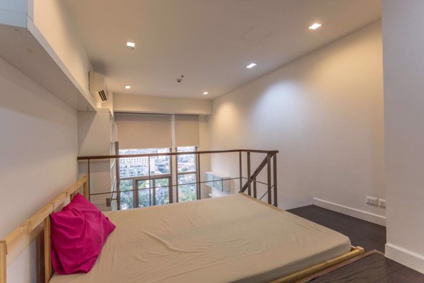 รูปภาพ 1 bed Duplex in Ideo Morph 38 Phra Khanong Sub District D05768