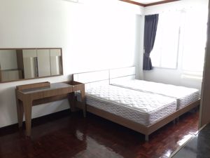 รูปภาพ 3 bed Condo in Aree Mansion Khlongtan Sub District C11870