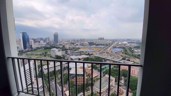 Picture of 2 bed Condo in Belle Grand Rama 9 Huai Khwang Sub District C11904