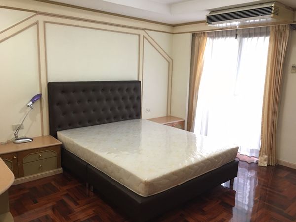 รูปภาพ 3 bed Condo in DH Grand Tower Khlong Tan Nuea Sub District C12012