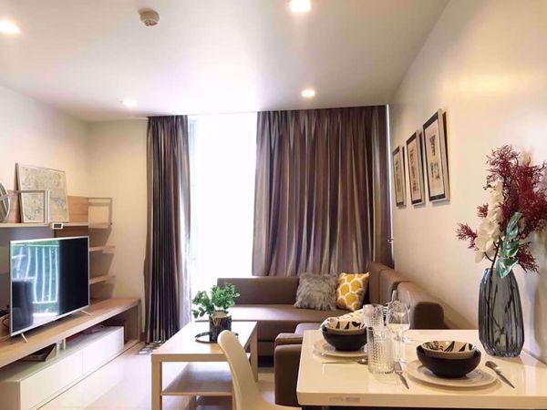 รูปภาพ 2 bed Condo in Downtown Forty Nine Khlong Tan Nuea Sub District C12021