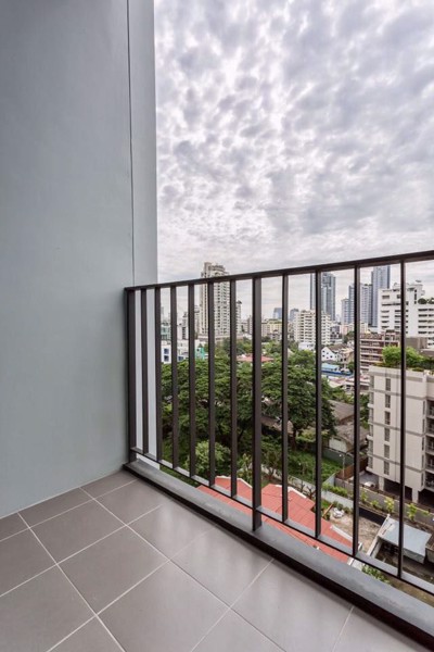 รูปภาพ 1 bed Condo in Edge Sukhumvit 23 Khlong Toei Nuea Sub District C06247