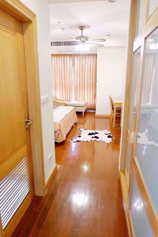 Picture of 3 bed Condo in GM Height Khlongtoei Sub District C012046