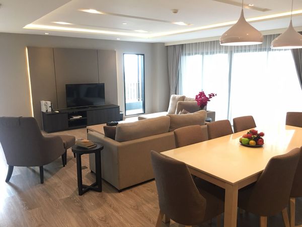 รูปภาพ 3 bed Condo in Somerset Sukhumvit Ekamai Phrakhanongnuea Sub District C012052