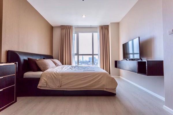 รูปภาพ 2 bed Condo in Rhythm Sathorn - Narathiwas Thungmahamek Sub District C08099