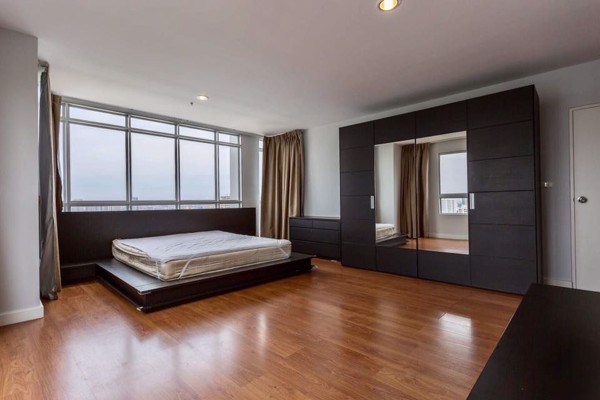 Picture of 3 bed Condo in Condo One X Sukhumvit 26 Khlongtan Sub District C012071