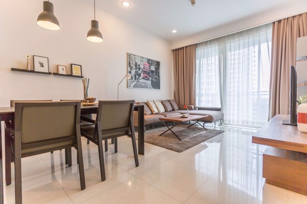 รูปภาพ 2 bed Condo in Q Langsuan Lumphini Sub District C012082