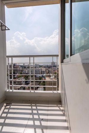 รูปภาพ 2 bed Condo in Life @ Ratchada Chankasem Sub District C012094