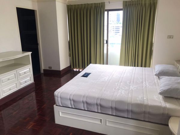 รูปภาพ 2 bed Condo in SP Mansion, Thonglor 8 Khlong Tan Nuea Sub District C012121