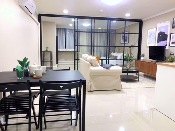 Picture of 1 bed Condo in Supalai Place Condominium Khlong Tan Nuea Sub District C012134