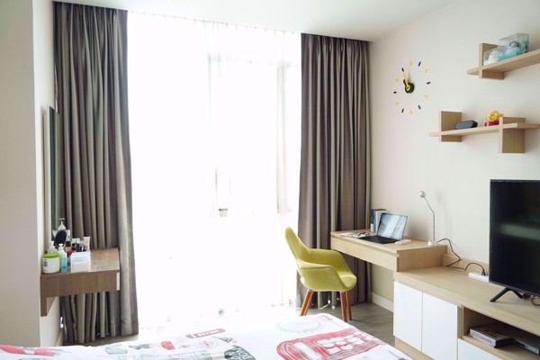 รูปภาพ 1 bed Condo in The Room BTS Wongwian Yai Banglamphulang Sub District C012139