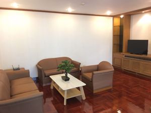 รูปภาพ 2 bed Condo in Nida Thonglor Khlong Tan Nuea Sub District C012149