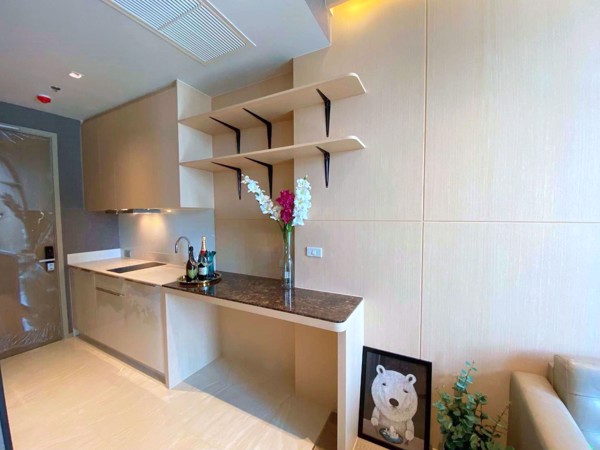 Picture of 1 bed Condo in Ashton Silom Suriyawong Sub District C012155