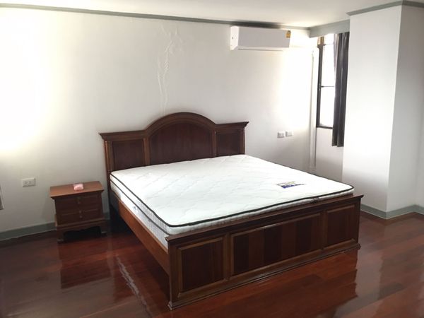 รูปภาพ 3 bed Condo in Tongtip Mansion Khlong Tan Nuea Sub District C012193