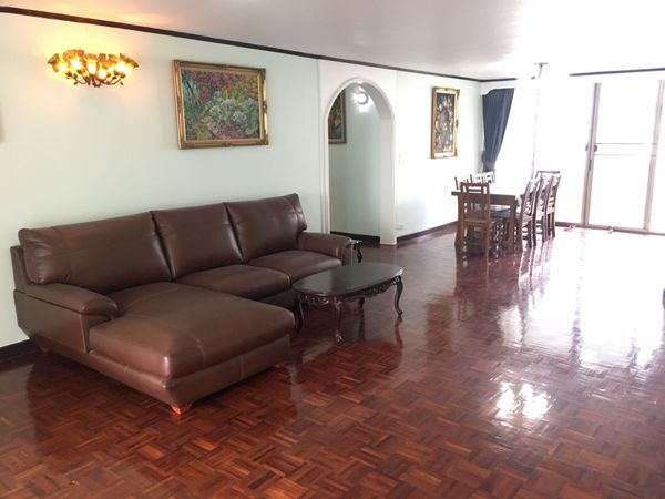 รูปภาพ 3 bed Condo in Tongtip Mansion Khlong Tan Nuea Sub District C012195