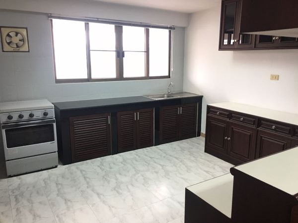 Picture of 2 bed Condo in GS Housing Khlong Tan Nuea Sub District C012196