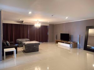 Picture of 3 bed Condo in The Waterford Park Sukhumvit 53 Khlong Tan Nuea Sub District C012210